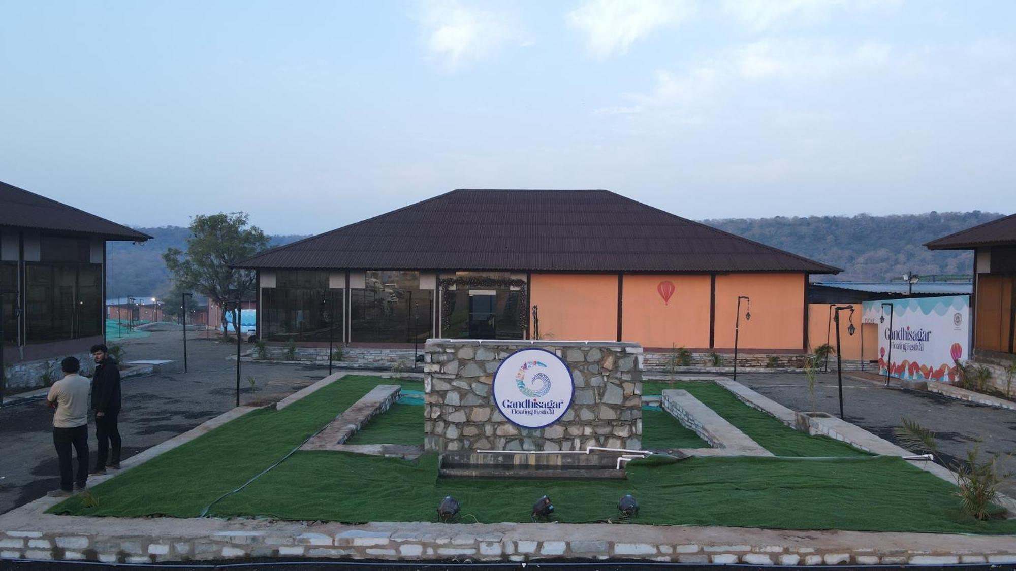 Gandhisagar Forest Retreat Hotel Gurla Bagian luar foto
